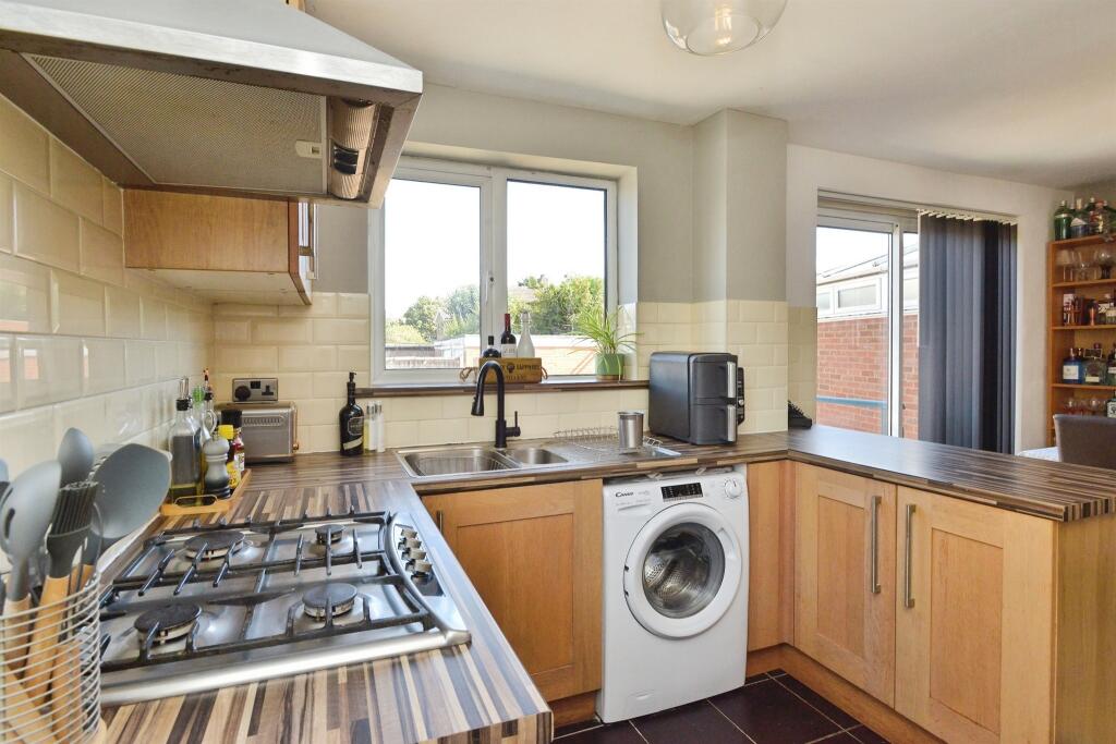 House in Stony Stratford, City of Milton Keynes - View 4