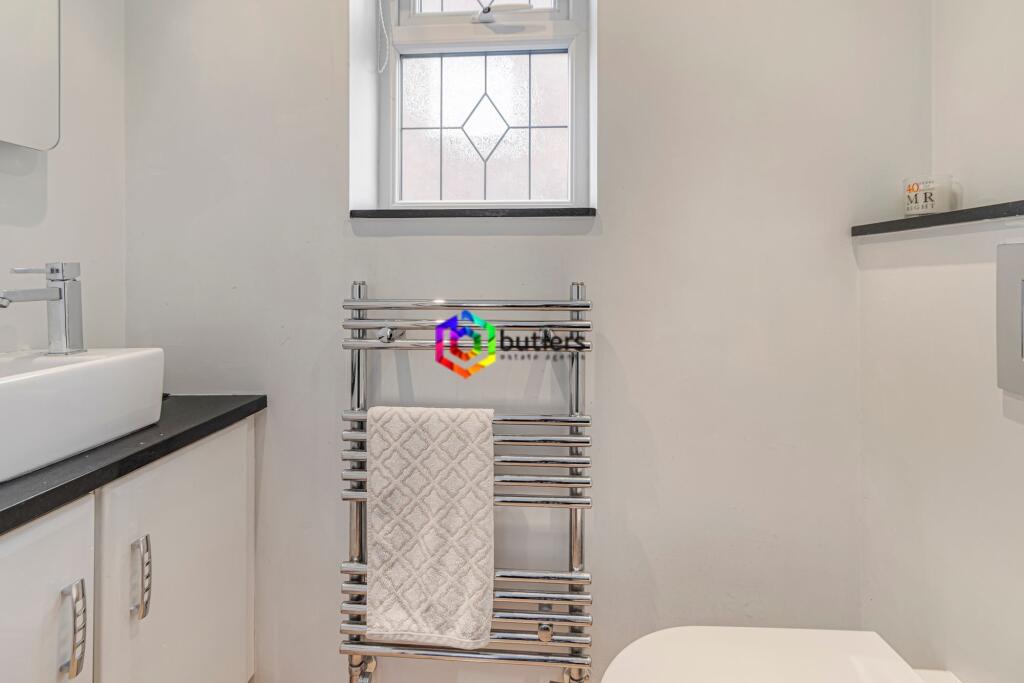 House in North East Derbyshire, Killamarsh - View 5