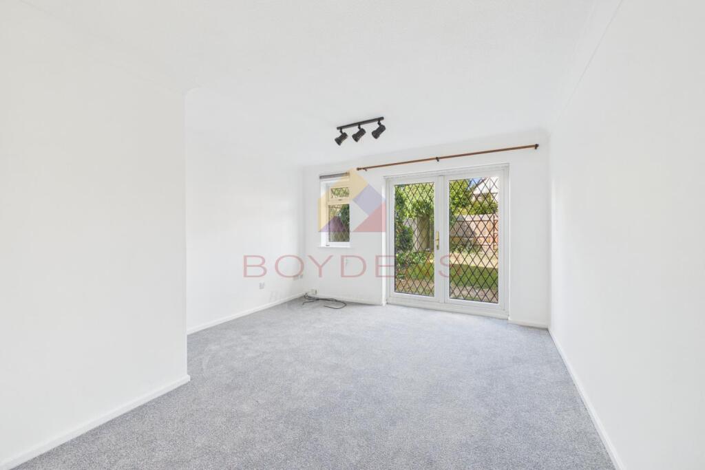 House in Colchester, Highwoods - View 2