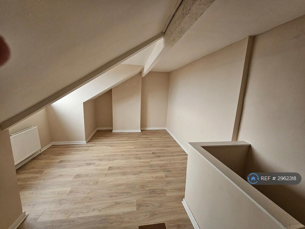 Main image of property: Copperfield View, Leeds, LS9