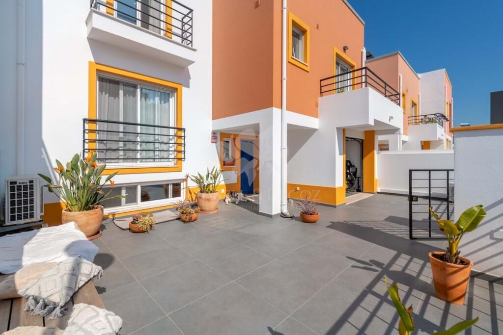 Main image of property: Algarve, Tavira (Santa Maria e Santiago)