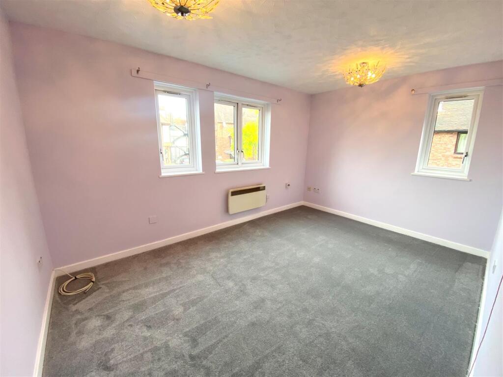 Apartment in Epping Forest, Waltham Abbey - View 3