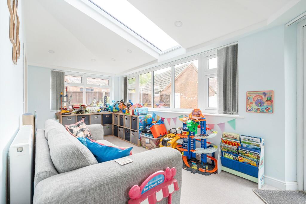 House in Norwich, Chapel Break, Bowthorpe - View 4