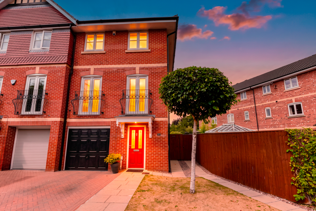 Main image of property: Lawnhurst Close, Cheadle Hulme