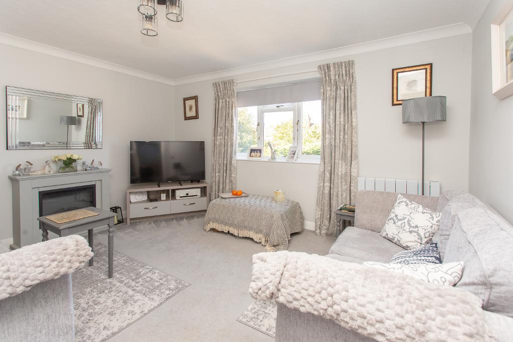 Apartment in Wealden, Heathfield and Waldron - View 4