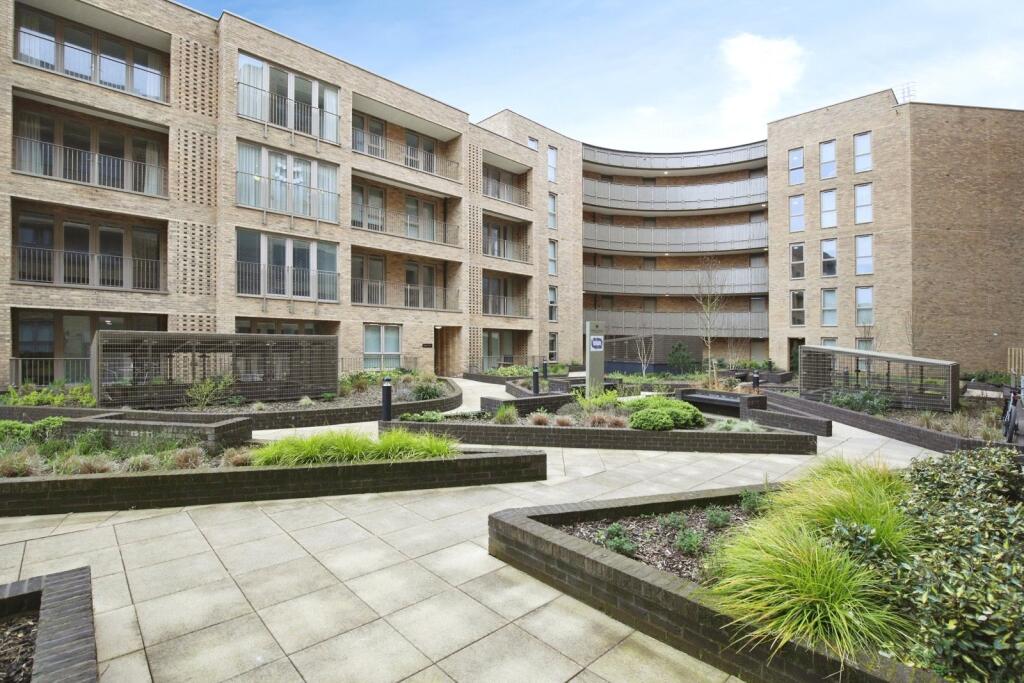 Main image of property: Kings Road, Newbury, Berkshire, RG14