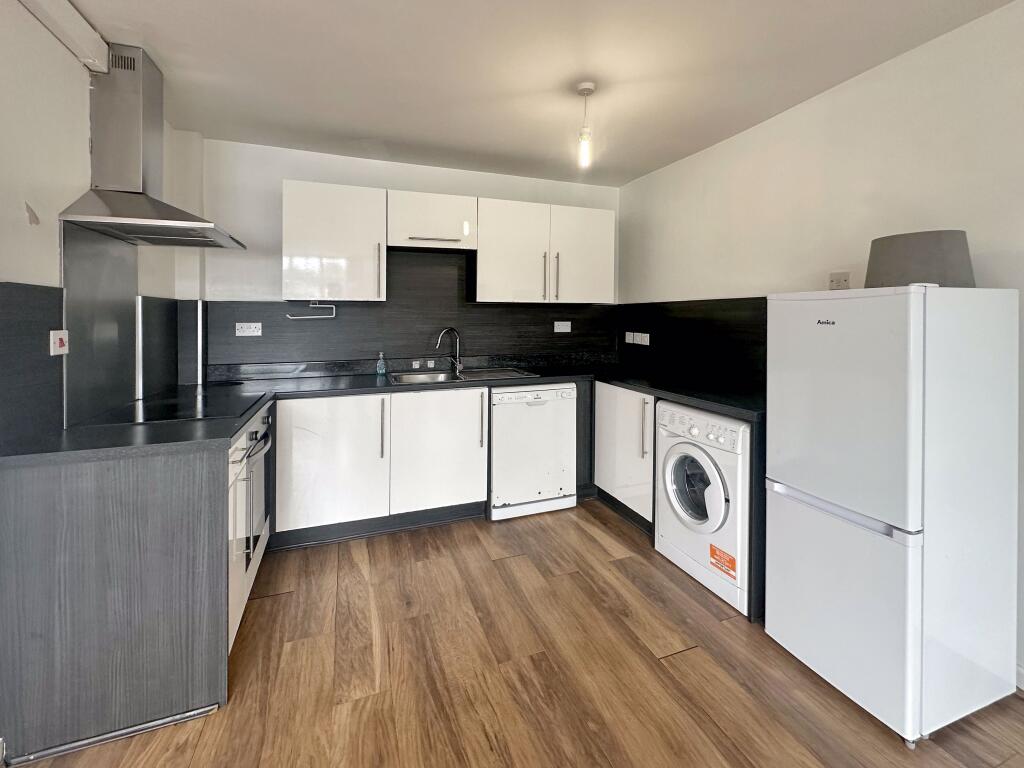 Apartment in Hemel Hempstead - View 4