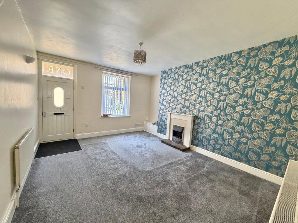Oak Grove, Keighley, BD21 photo 2