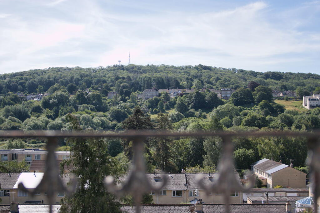 Apartment in Bath - View 4