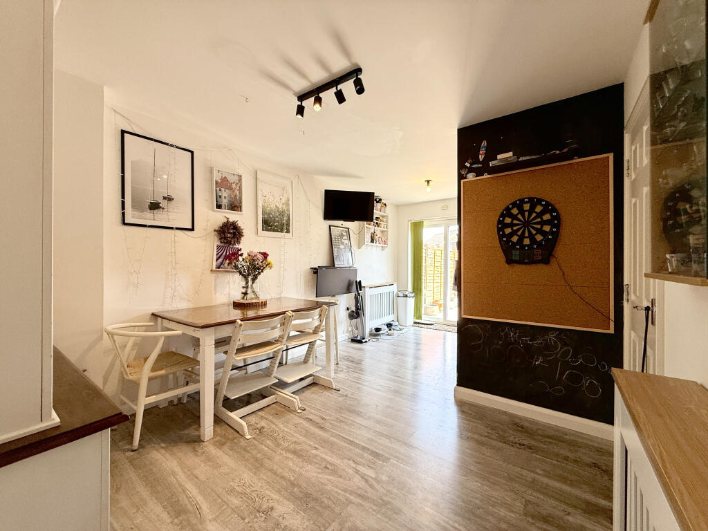 House in Weston-super-Mare, North Somerset - More