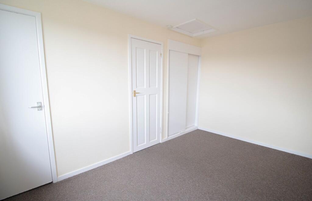 Hatton Close, Bradford, BD6 photo 5