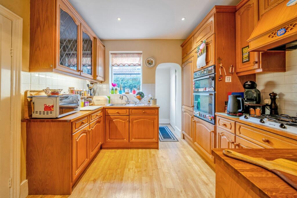 Apartment in London - View 3