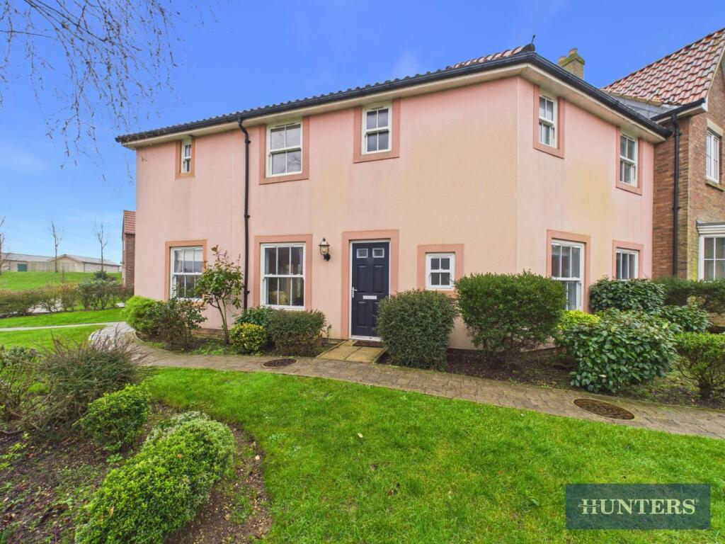 Main image of property: The Parade, Moor Road, Filey