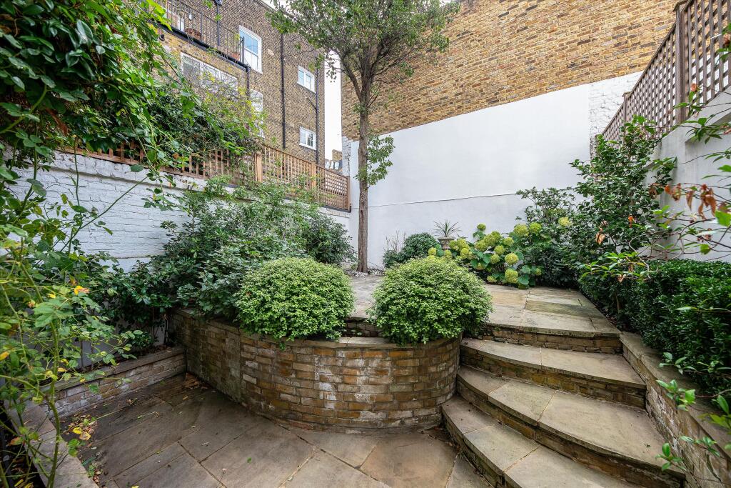 Stratford Road, London W8 photo 4