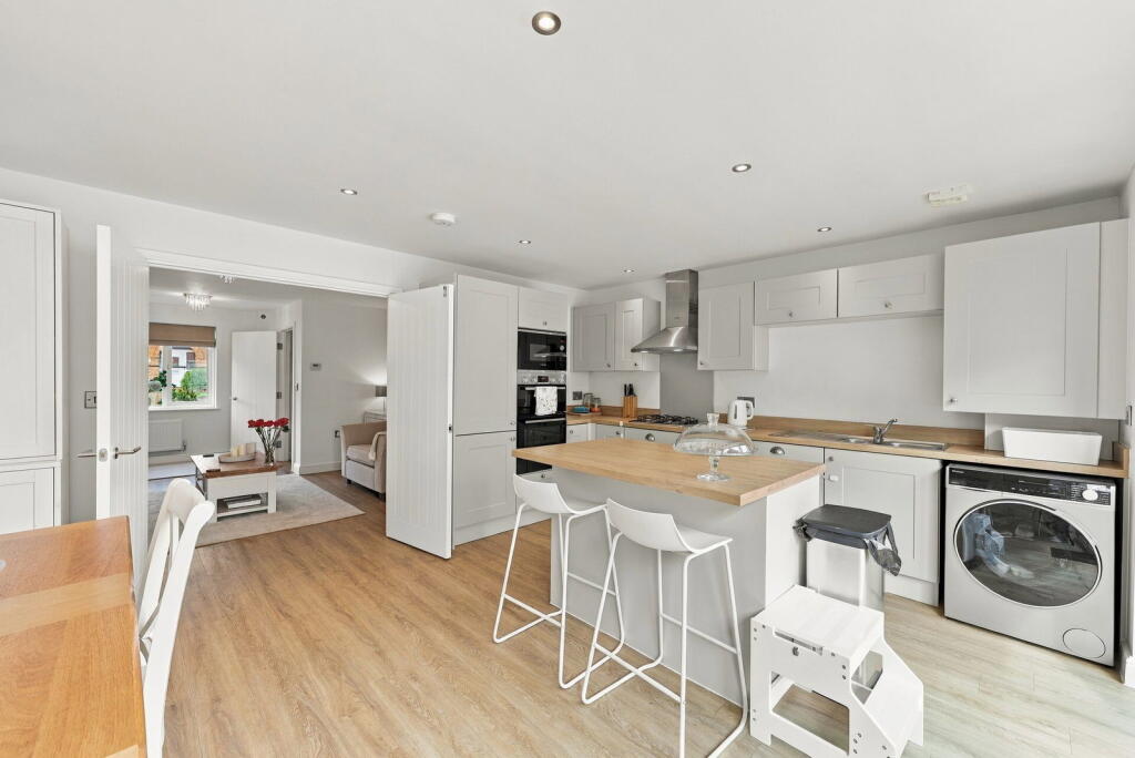 House in Salford, Ellenbrook - View 4