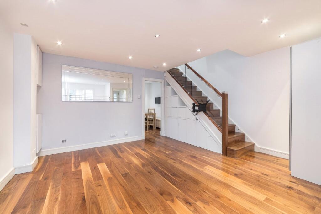 House in London - View 4