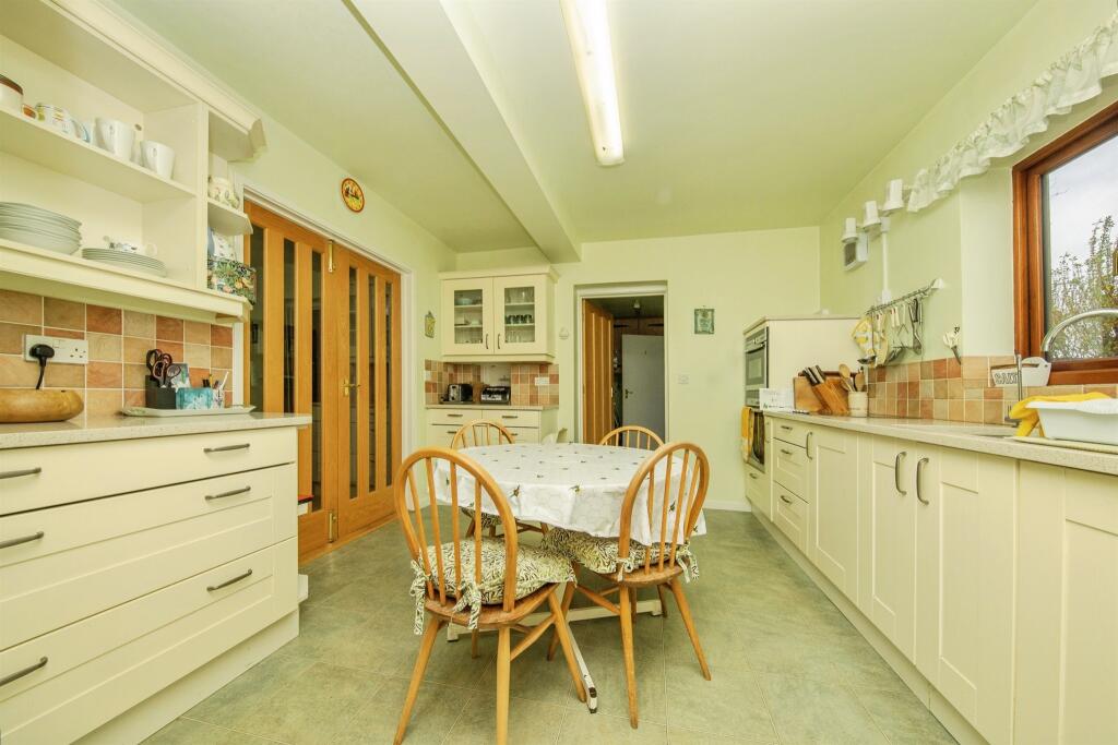 The Blundens, Stoke By Nayland, Colchester photo 4