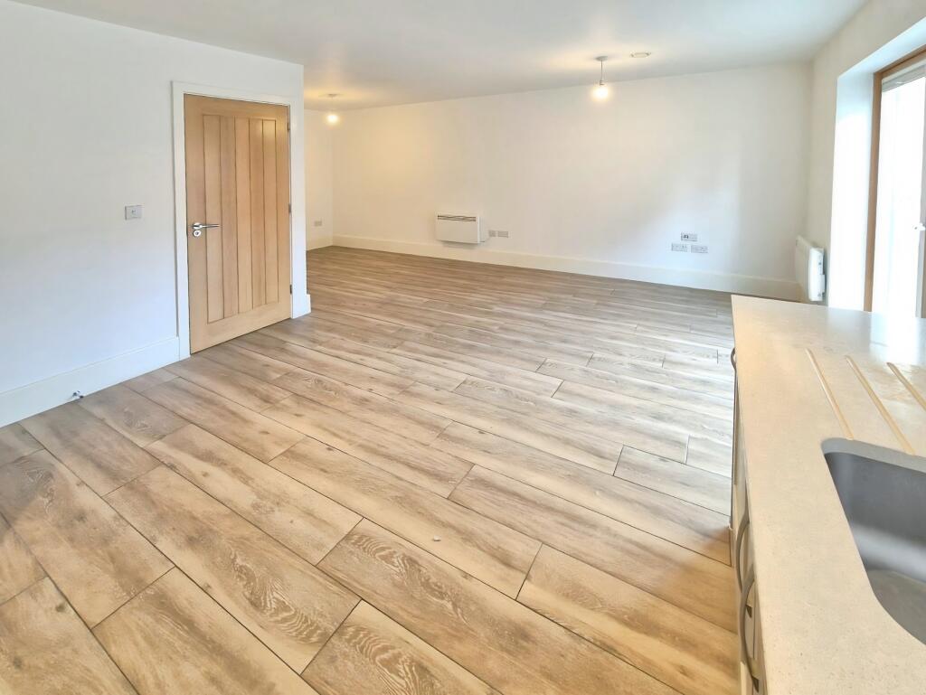 Apartment in Norwich - View 5