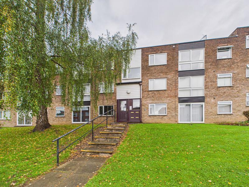 1-bed flat on 151, Baguley Crescent, Middleton, Manchester, M24, £60,000