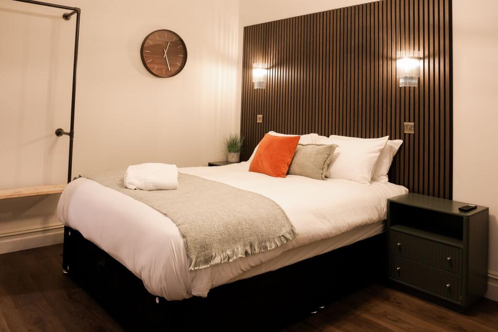 Main image of property: Bath Road, Bristol, BS4