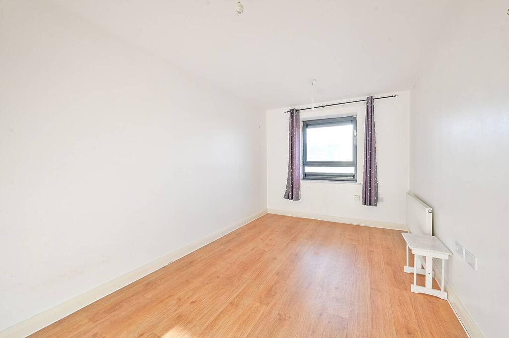 Main image of property: Warple Way, Acton, London, W3