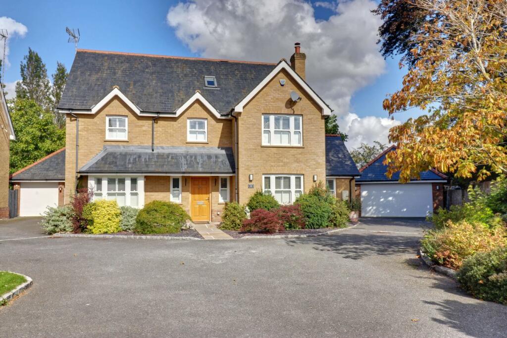 Main image of property: High Wych Road, Sawbridgeworth, CM21