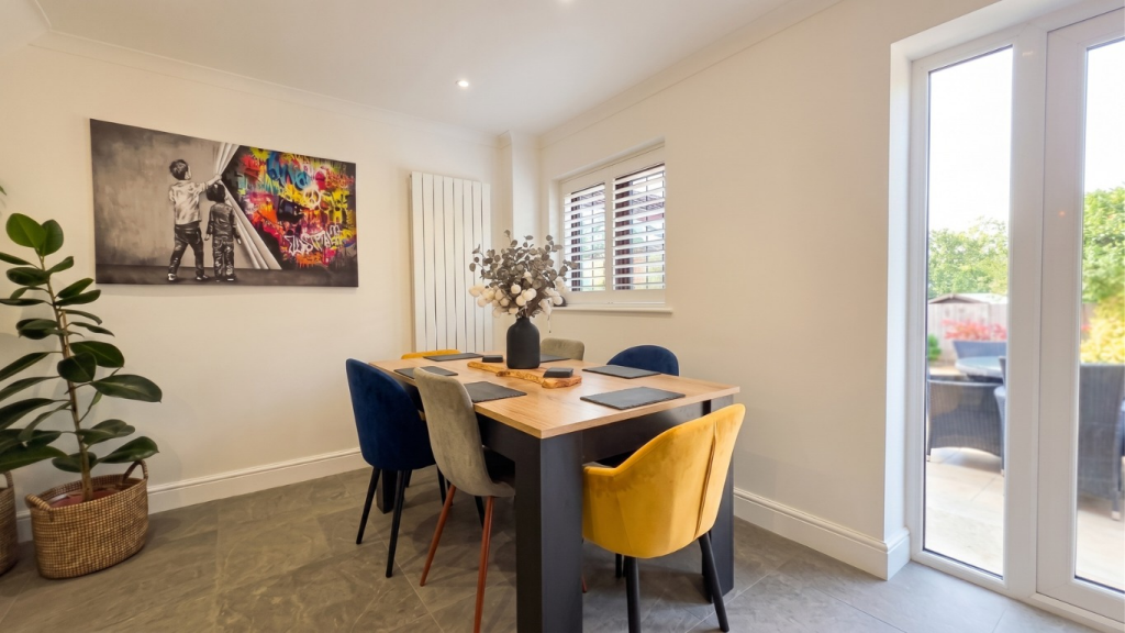 House in Crowthorne, Oakham Park, Wokingham - View 5