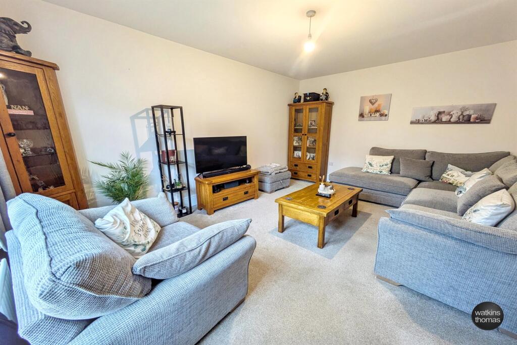 Fiennes Way, Whitecross, Hereford, HR4 photo 3