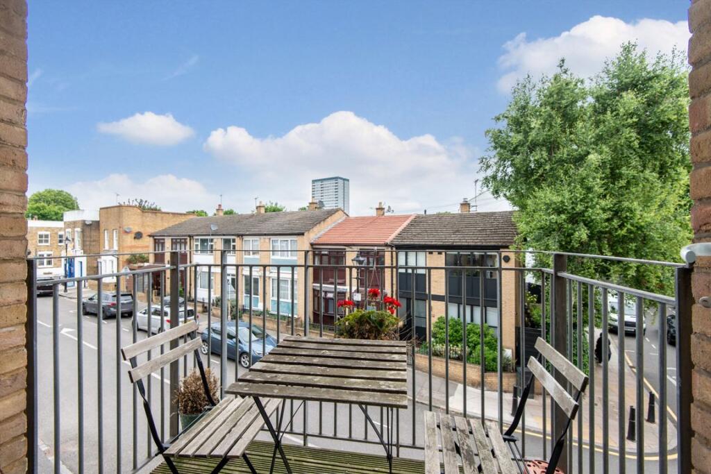 Apartment in London - View 5