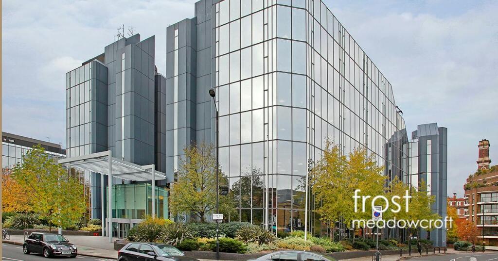 72 Hammersmith Road Hammersmith London office 1.jpg