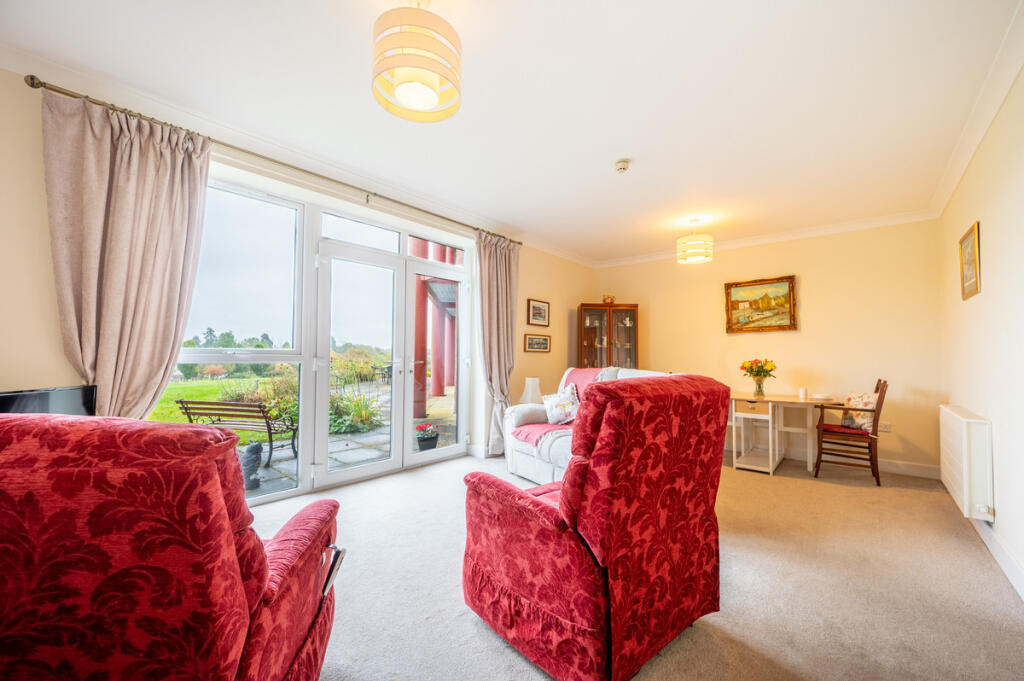 Apartment in Lesmahagow, South Lanarkshire - View 5