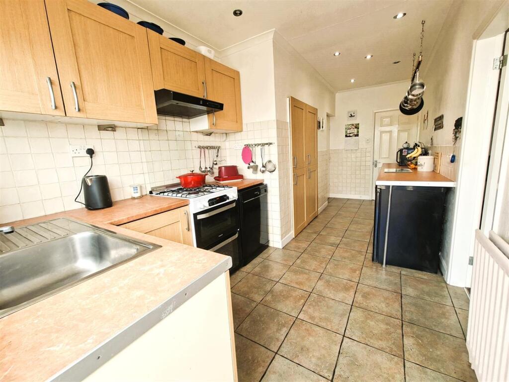 House in Birmingham, Lyndon Green - View 5