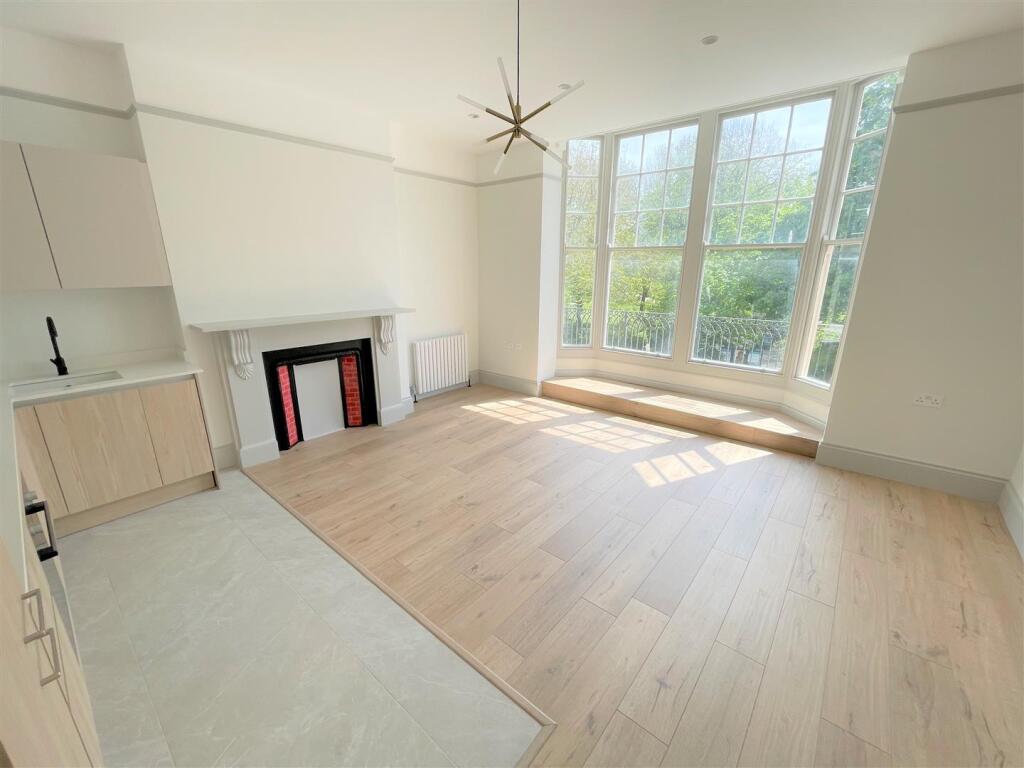 Main image of property: Pavilion Gardens, 1 - 4 New Road, BRIGHTON