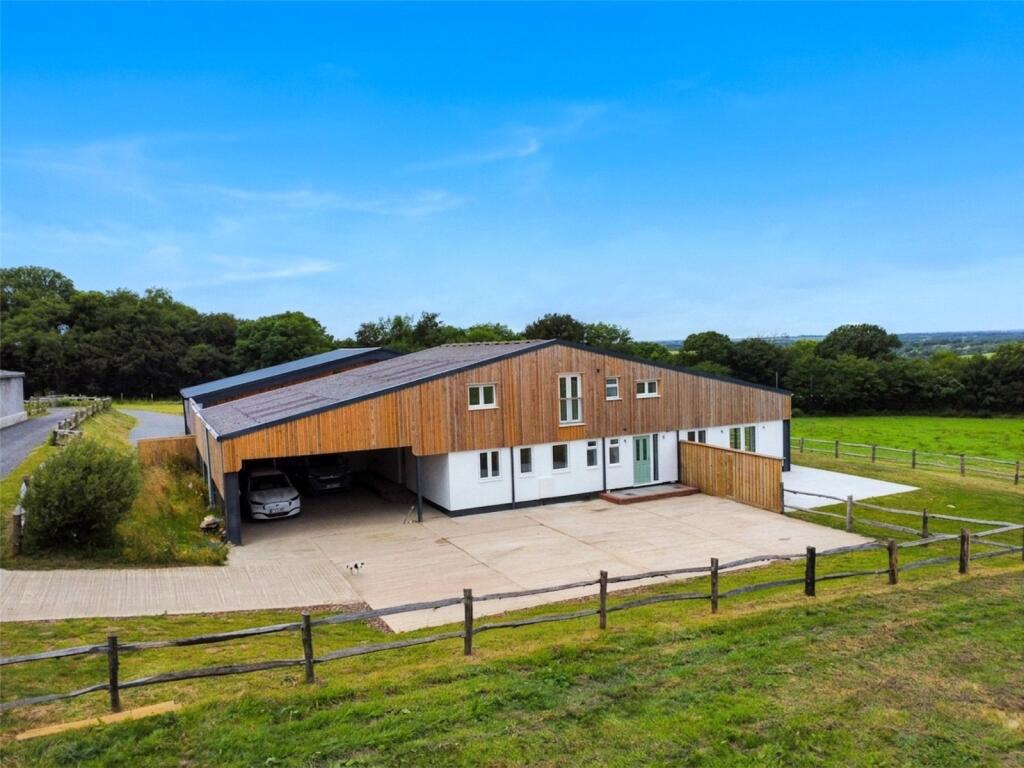 House in Exeter - View 4