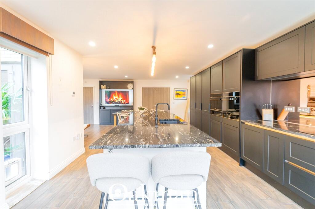 Additional image 11 of New House Farm Drive, Northfield, Birmingham, West Midlands, B31