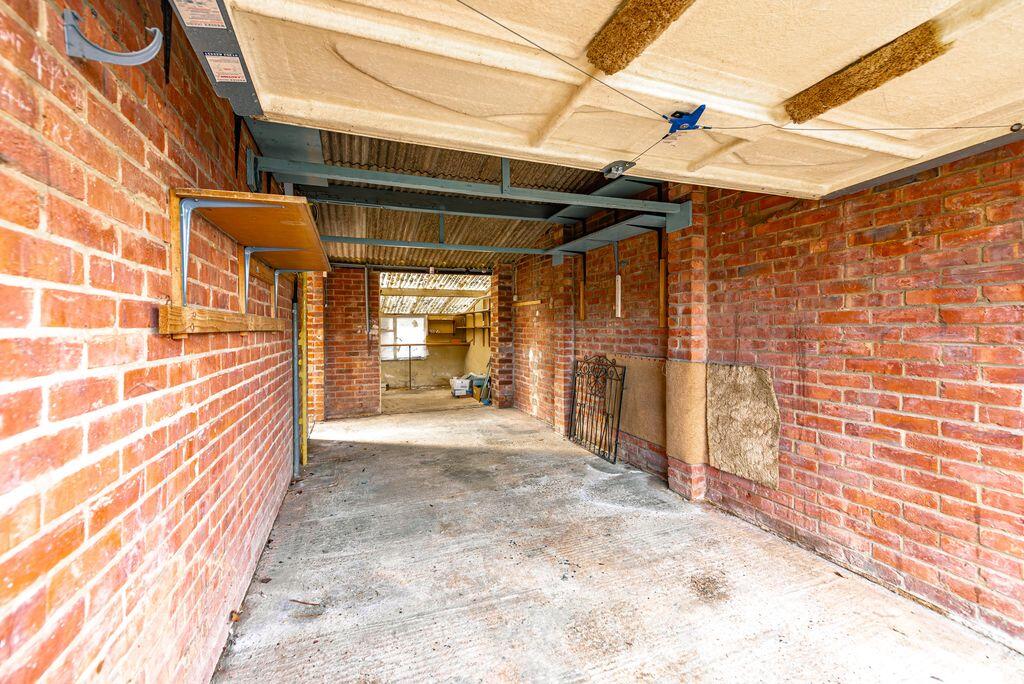 South Road, Drayton photo 3