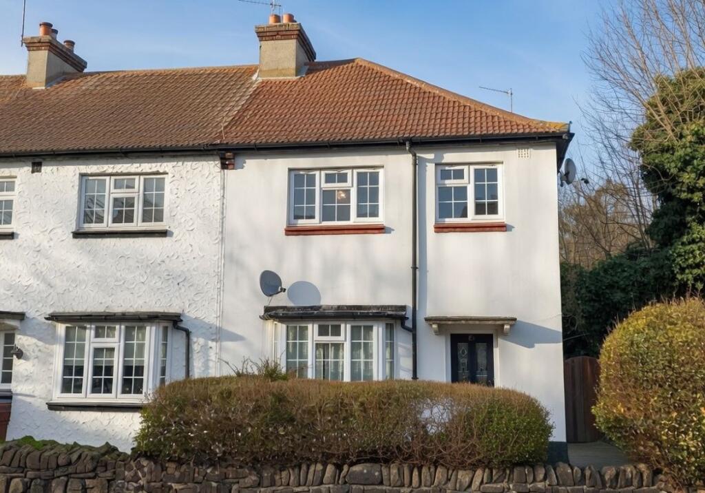 3-bed terraced on 61 Bromley Crescent, Bromley, Kent, BR2 0HA, £345,000