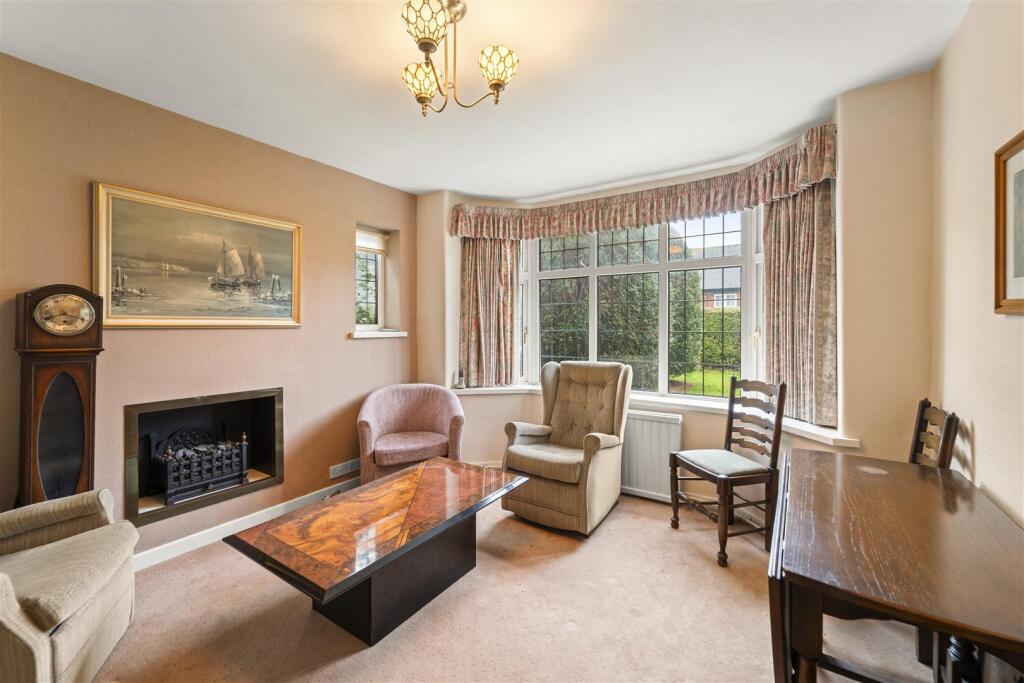 Meadway, Sale photo 2