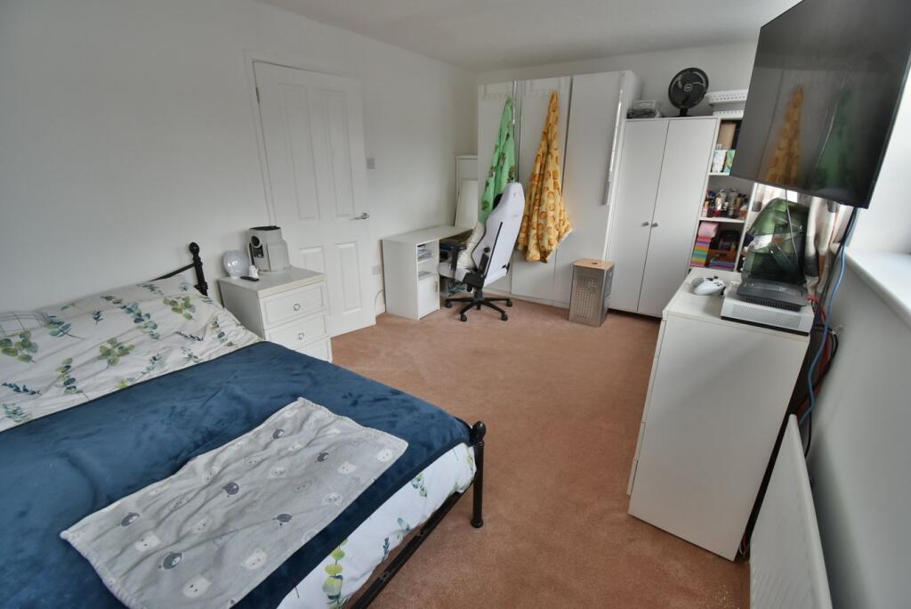 Additional image 8 of Pine Vale Crescent, Bournemouth, BH10