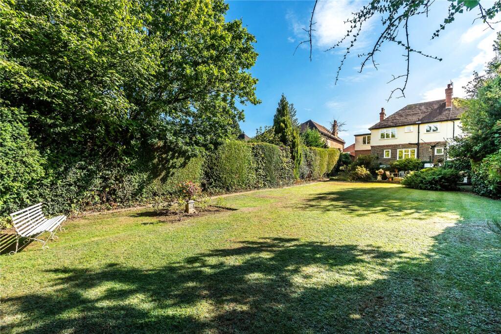 House in Reigate, Meadvale - View 4