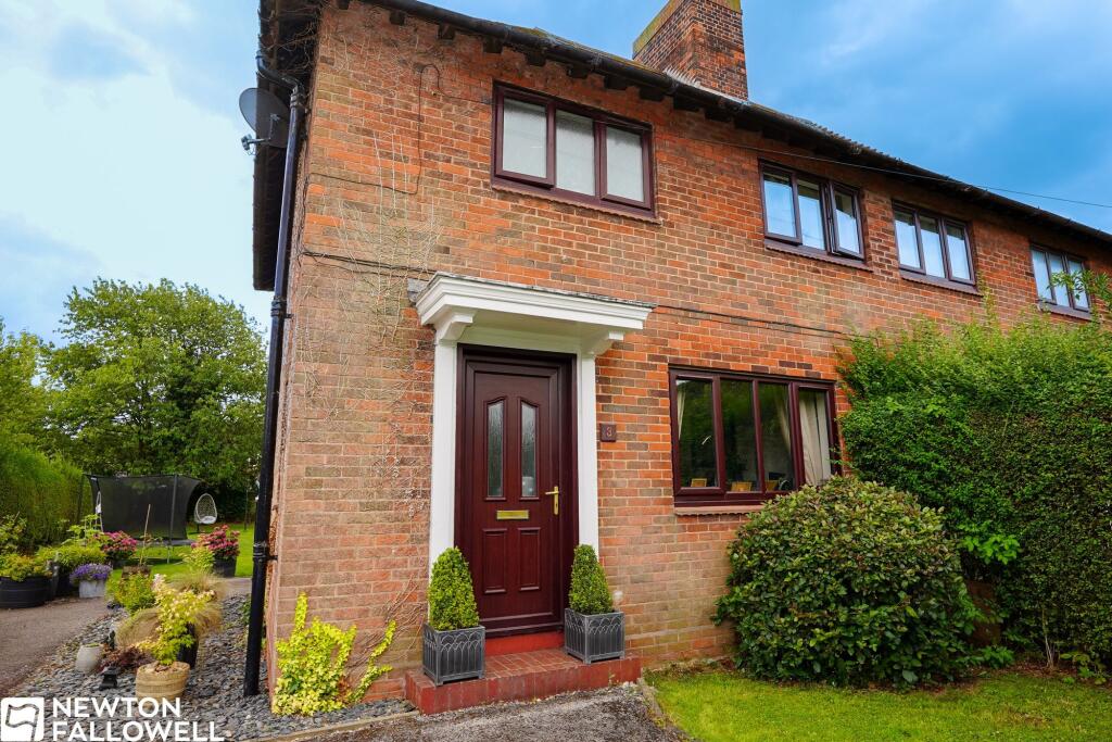 3-bed semi-detached on 3, Simon Close, Woodbeck, DN22, £150,000