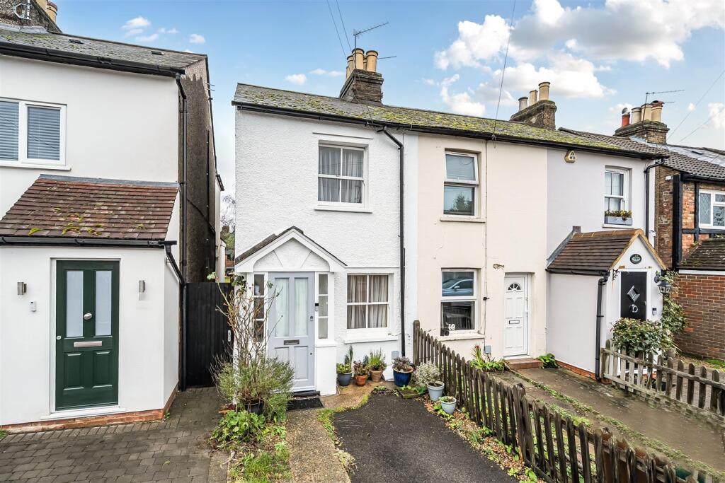 Main image of property: New Road, Croxley Green, Rickmansworth