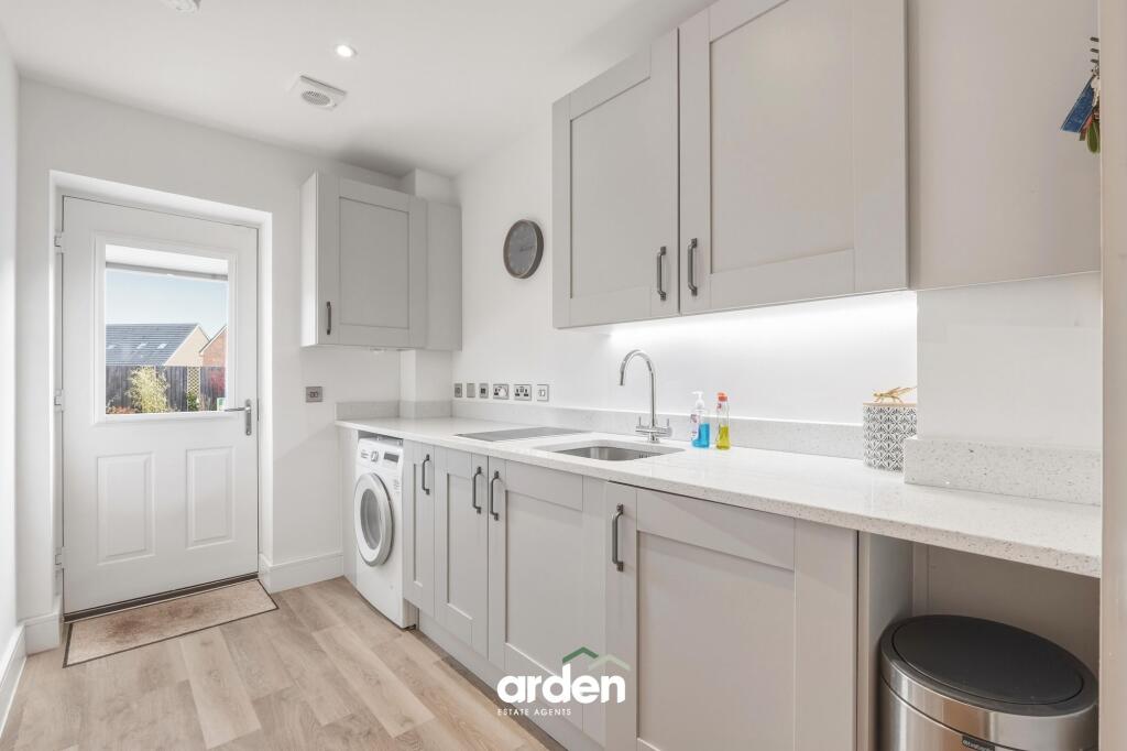 Additional image 12 of Groveley Lane, Cofton Hackett, B45