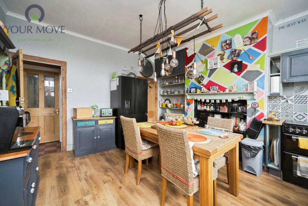 House in Bradford, Keighley - View 4