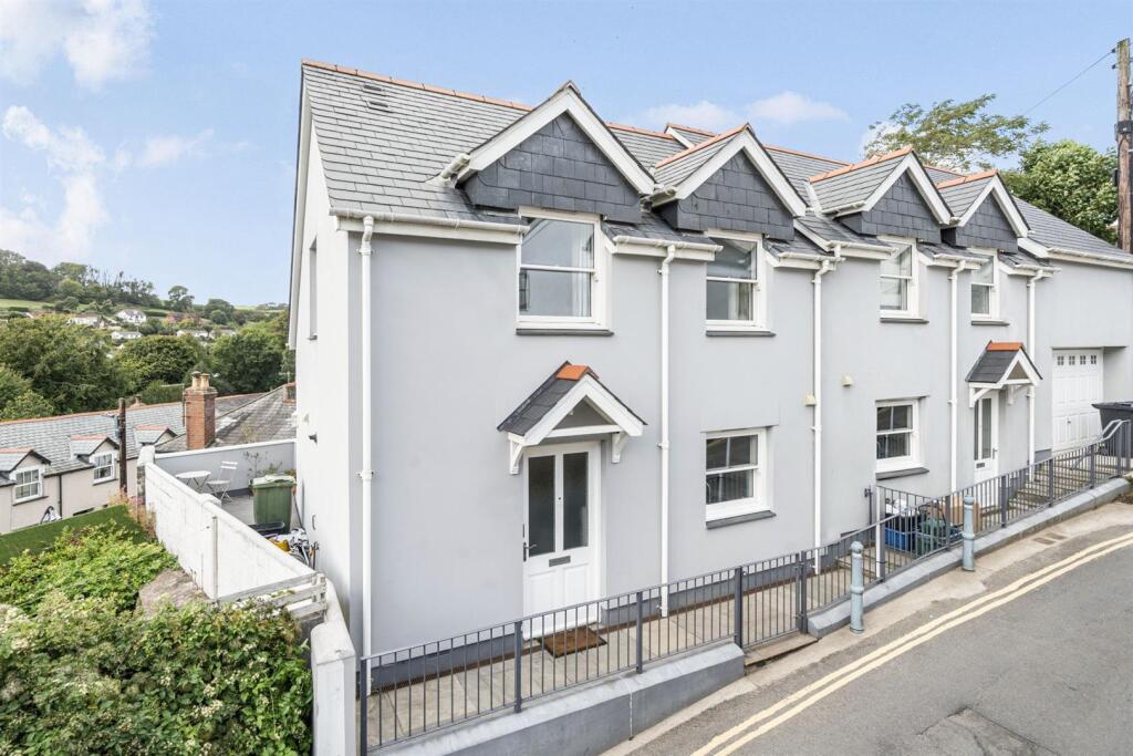 Main image of property: North Down Road, Braunton