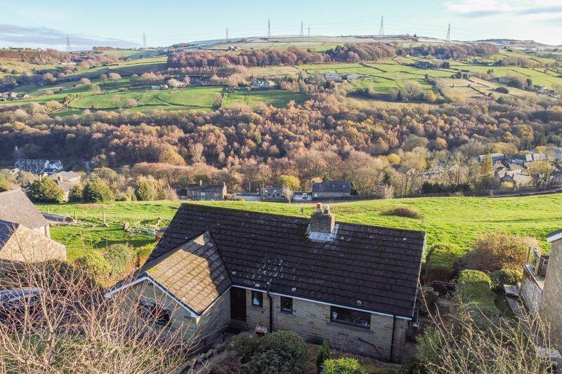 3-bed detached on Lindisfarne, Ripponden Old Lane, Rippondenm HX6 4PA, £500,000