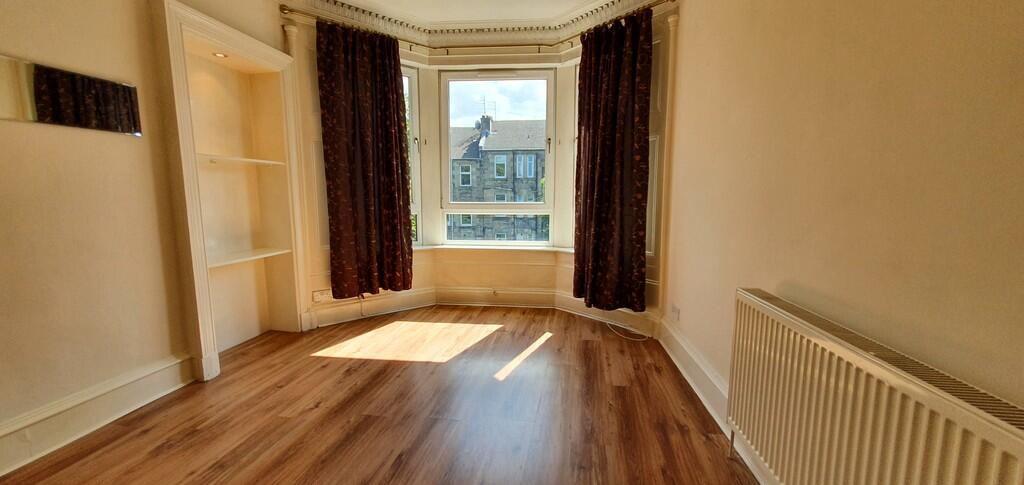 Apartment in Glasgow - View 3