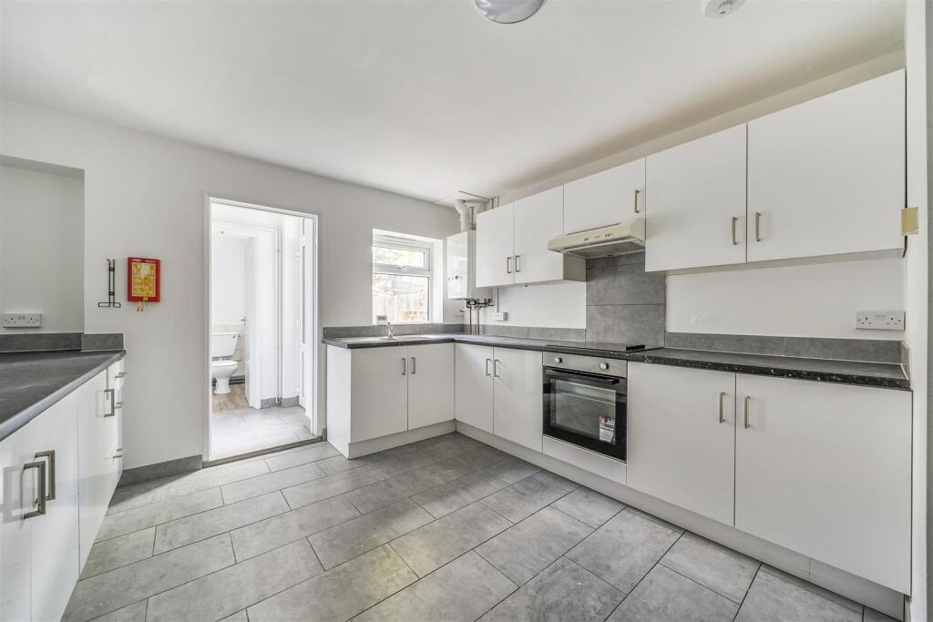 House in Maidstone, Kent - View 3