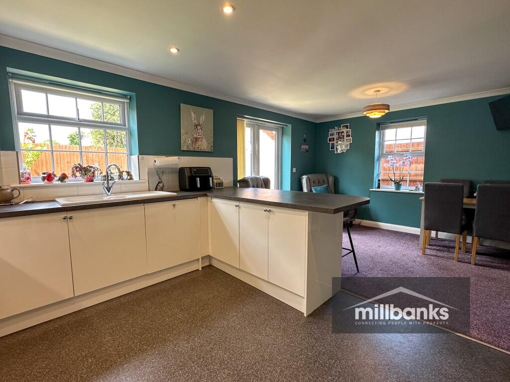 Cherry Close, Attleborough, Norfolk, NR17 photo 4