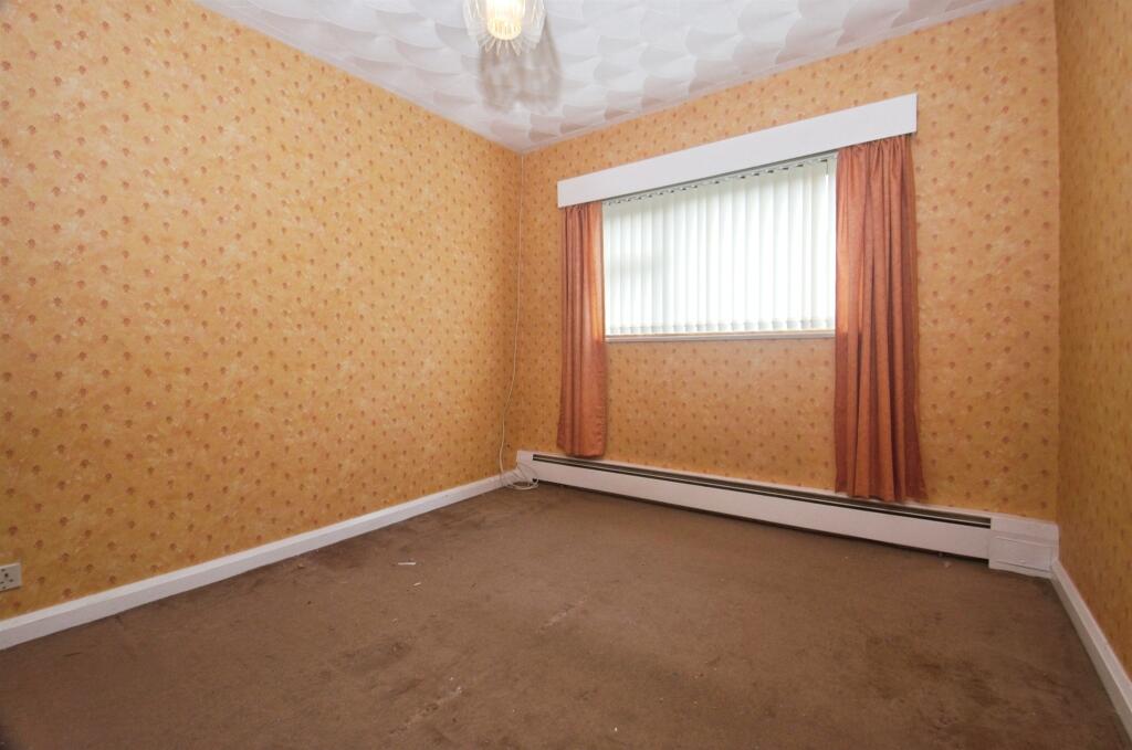 House in Pontypridd, Rhondda Cynon Taf - More